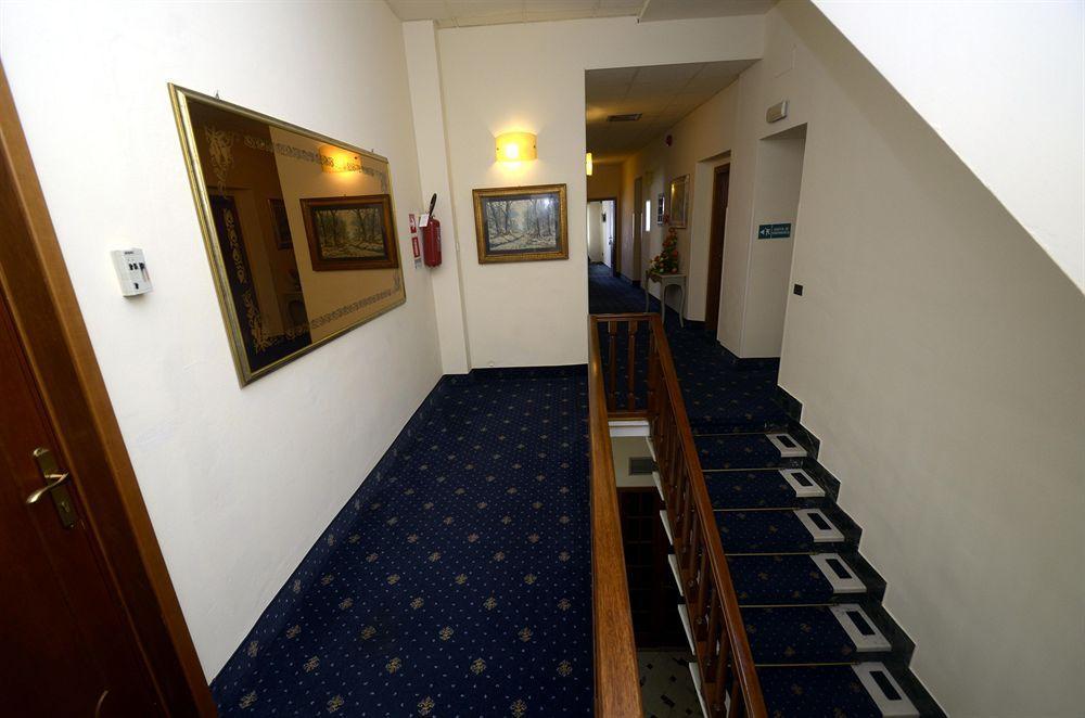 Hotel Gigliola กาไมโยเร ภายนอก รูปภาพ