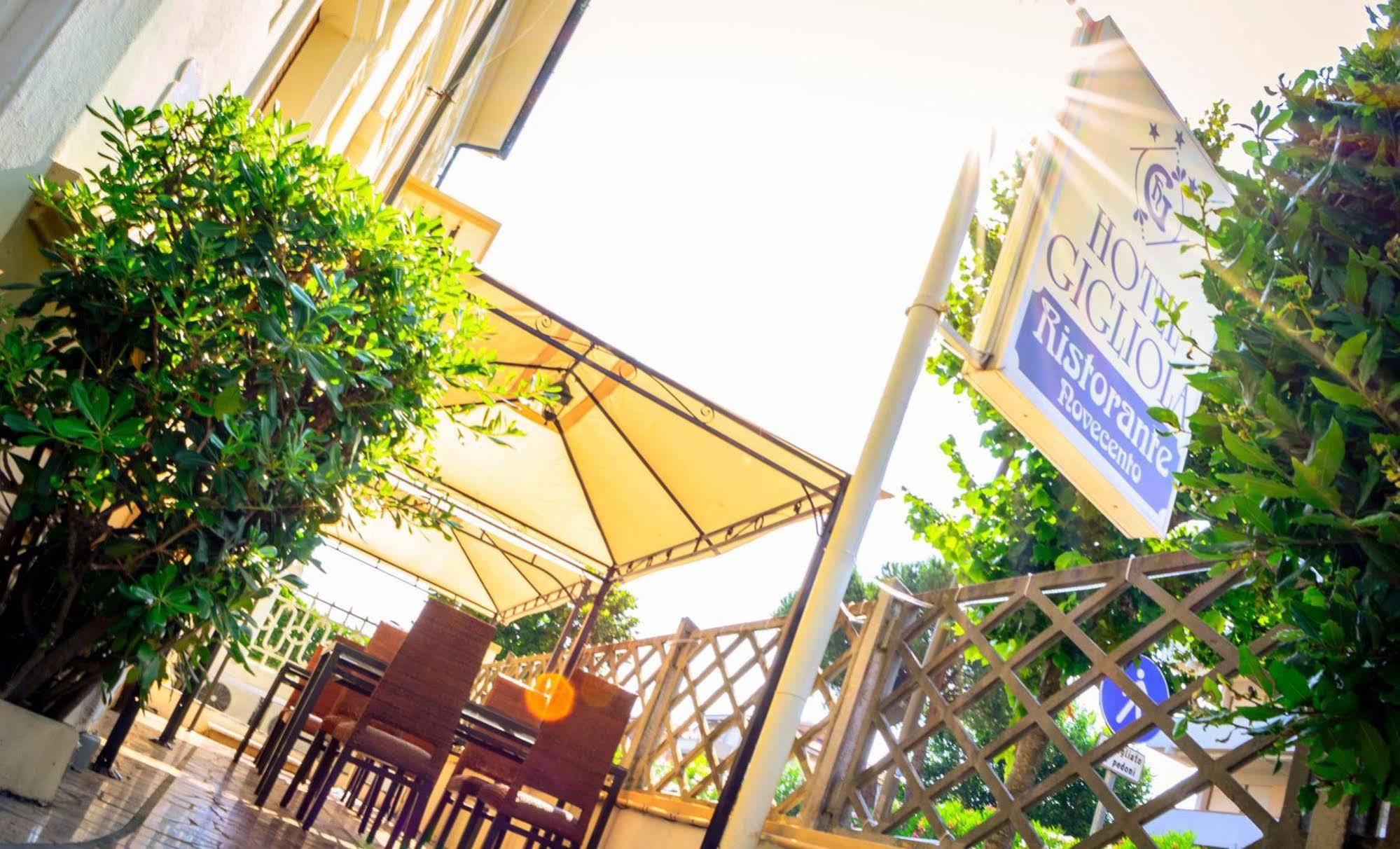 Hotel Gigliola กาไมโยเร ภายนอก รูปภาพ